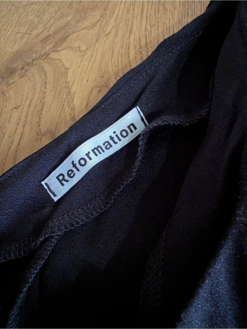 NWOT Reformation One-Shoulder Puff Long Sleeve Black Top Womens Medium